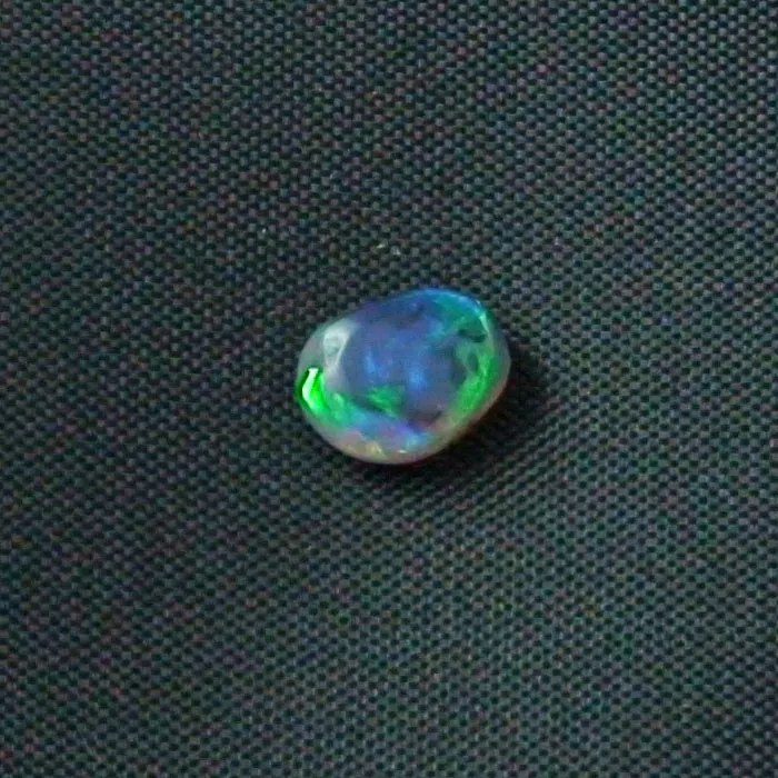 Lightning Ridge Black Crystal Opal 0,67 ct Fancy Regenbogen Vollopal