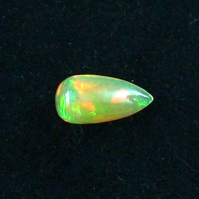 2,79 ct. ct Welo Opal Multicolor Opalstein