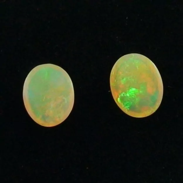 Multicolor Edelsteine 1,65 u. 1,72 ct Welo Opal Paar