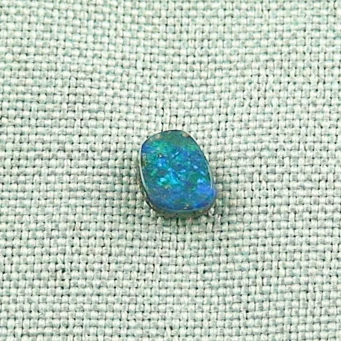 intensiv blauer Boulder Opal 1,09 ct Edelstein