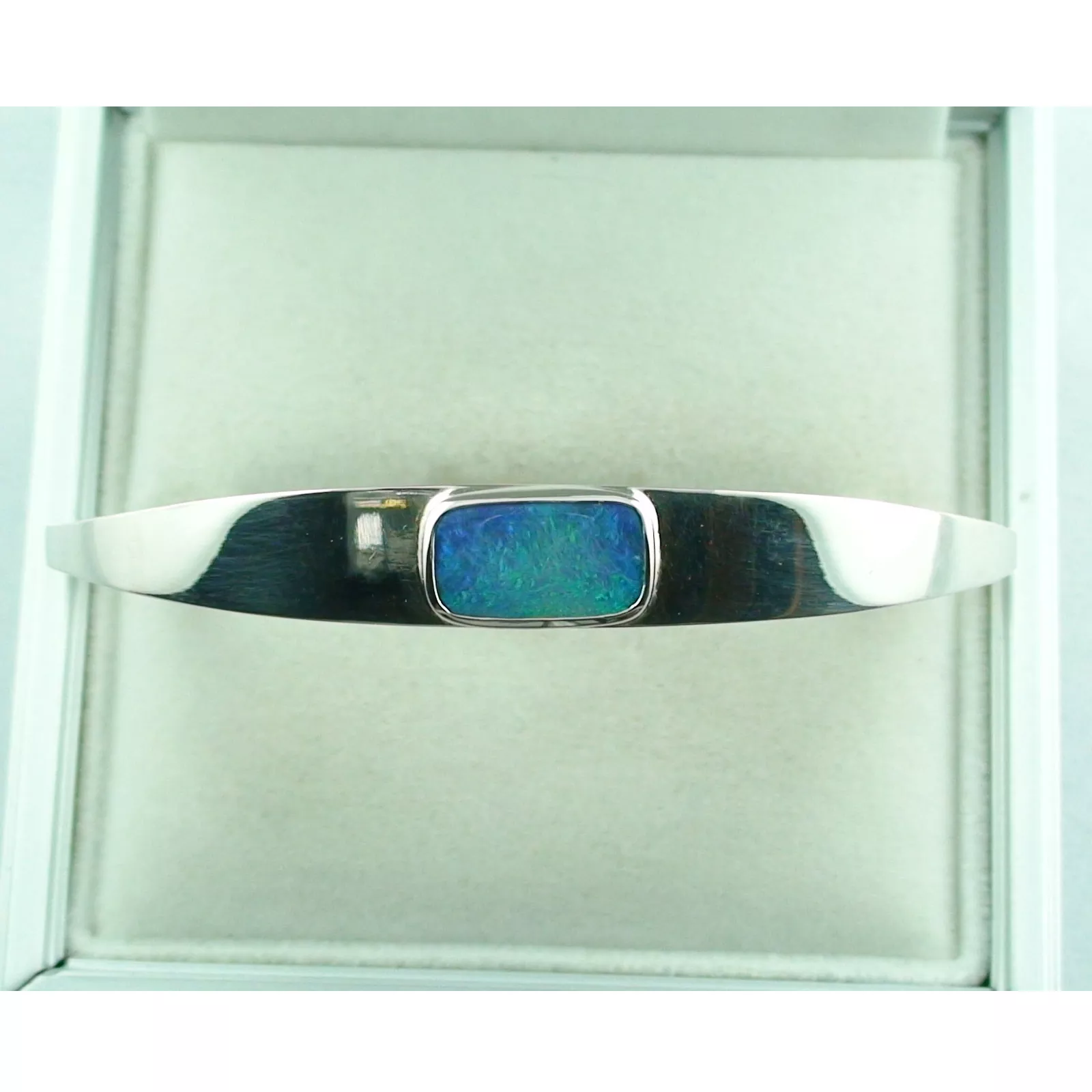 Massiver Opal-Armreif Silberarmreif Black Crystal Opal 3,58 ct Opal-Armband