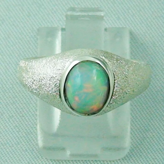Opalring aus Silber mit 1,24 ct Welo Opal