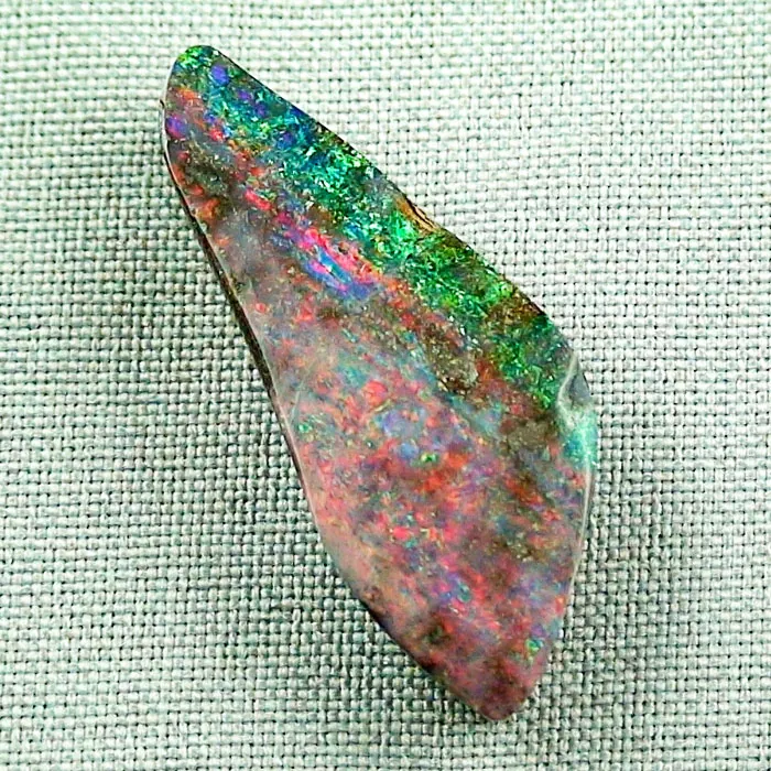 57,25 ct Investment Boulder Opal Lila Regenbogen Multicolor