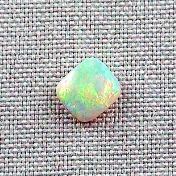 1,63 ct White Opal Multicolor Edelstein Lightning Ridge Australien