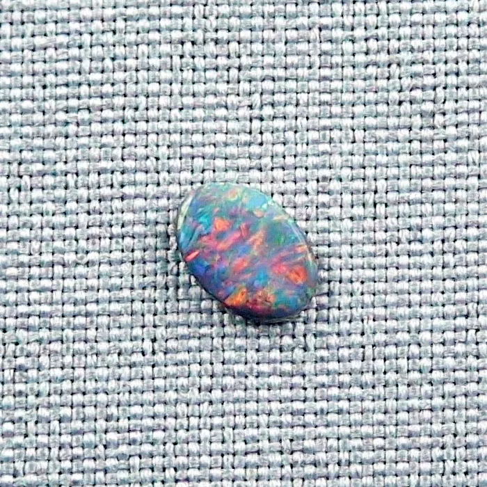 Black Crystal Opal 0,62 ct Regenbogen Vollopal Lightning Ridge