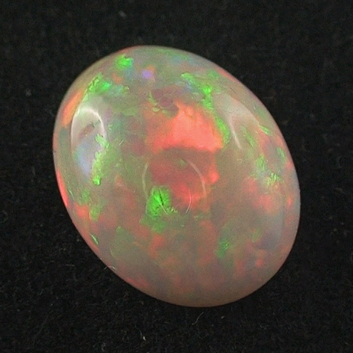 18,90 ct Welo Opal 22,87 x 18,24 x 9,91 mm - roter Opalstein multicolor