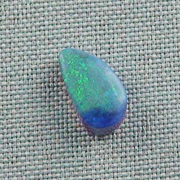 Black Crystal Opal 3,71 ct Grüner Multicolor Vollopal Lightning Ridge