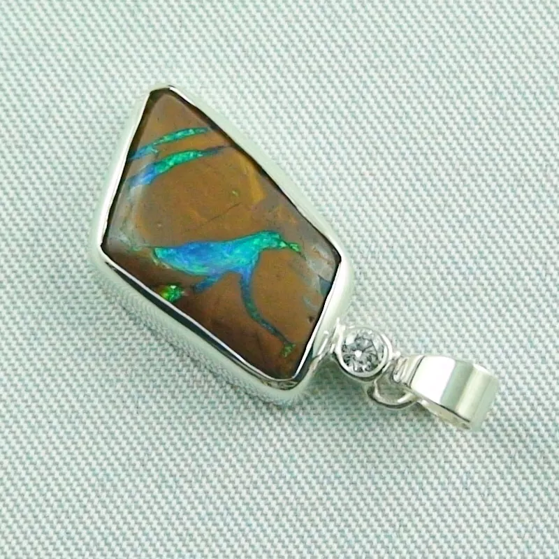 925er Silberanhänger, 4,29 ct Boulder Opal, Diamant 0,05 ct