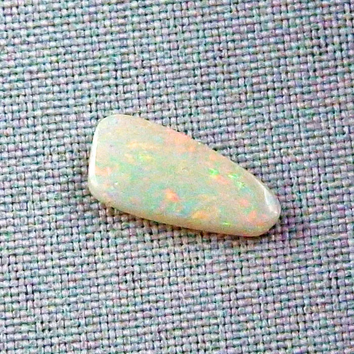 3,30 ct White Opal Opalstein Multicolor Coober Pedy Australien