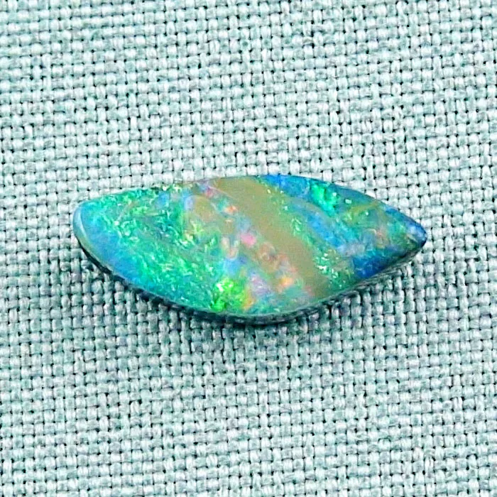 7,74 ct Grüner Boulder Opal Australien Multicolor Edelstein