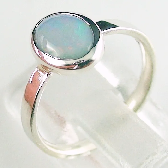 935er Silberring mit 0,92 ct White Opal - Multicolor