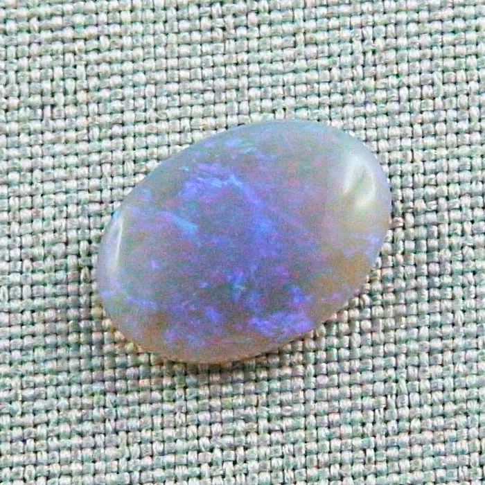 Black Crystal Opal 5,53 ct Blau Violetter Vollopal