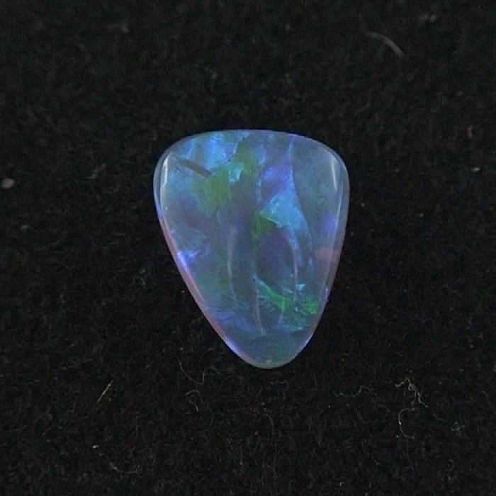 Black Crystal Opal 1,64 ct. - 10,04 x 8,20 x 3,49 mm Blau Grün Türkis