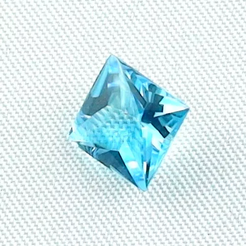 2,65 ct Blautopas Custom Square Cut Swiss Blue Edelstein