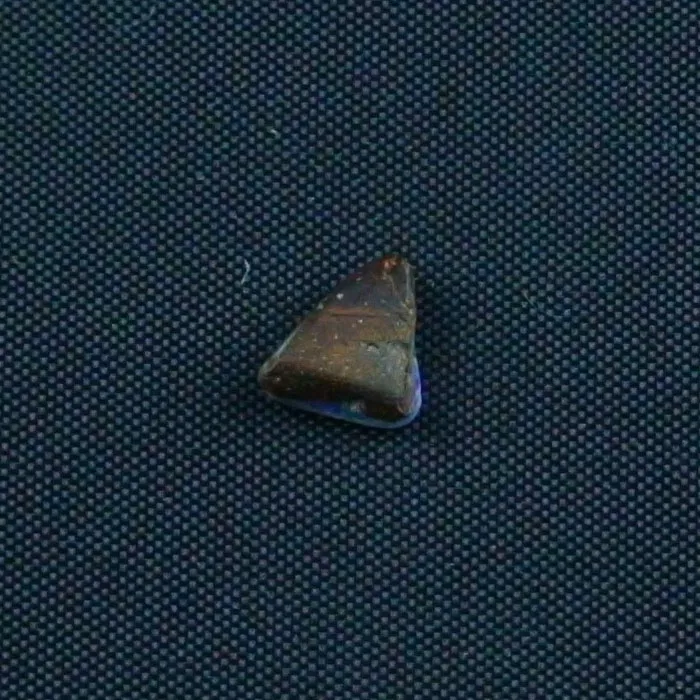 Blau Violetter 0,67 ct Boulder Opal 7,33 x 5,69 x 2,44 mm Fancy Schliff