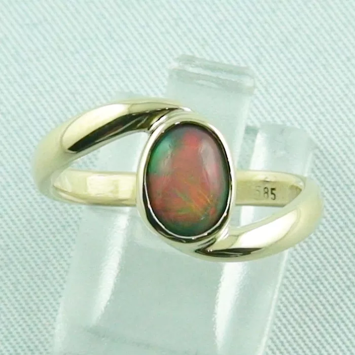 14k Goldring mit 0,75 ct. Welo Opal - Designer Ring für die Dame