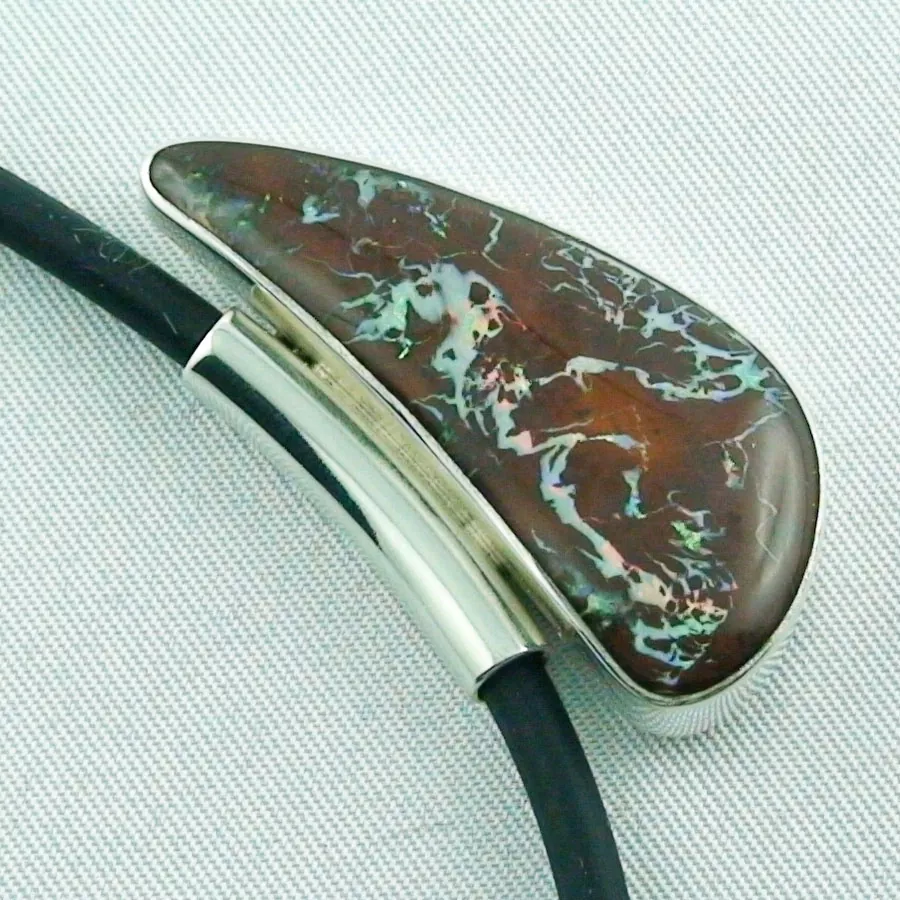 Silberanhänger mit Boulder Matrix Opal und Kette