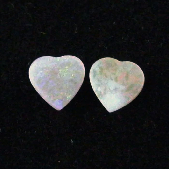 Herzform White Opal Pärchen aus Coober Pedy 1,01 ct. + 0,71 ct.