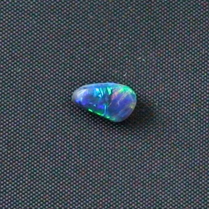 Black Opal 0,76 ct Lightning Ridge Opal Fancy 7,84 x 4,69 x 3,41 mm Regenbogen Opal