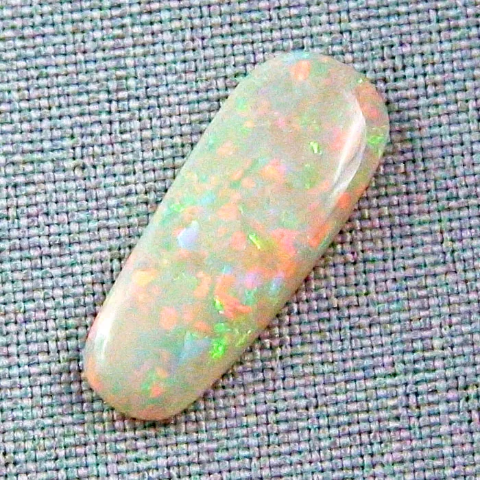 White Opal 8,14 ct. Multicolor Coober Pedy Whiteopal