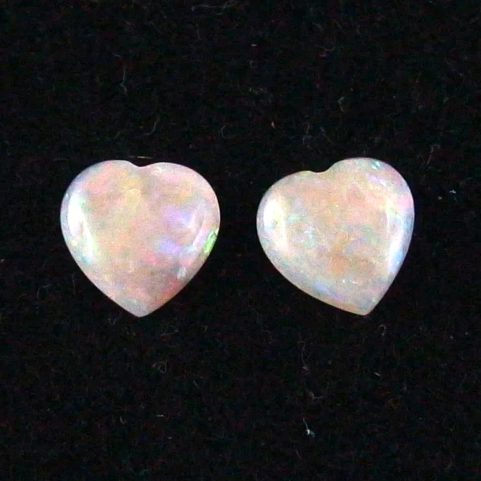 Herzform White Opal Pärchen aus Coober Pedy 0,83 ct. + 0,89 ct.