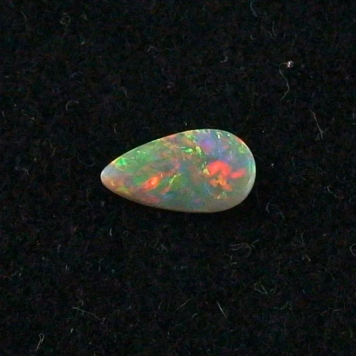 Black Crystal Opal 0,72 ct Multicolor Vollopal