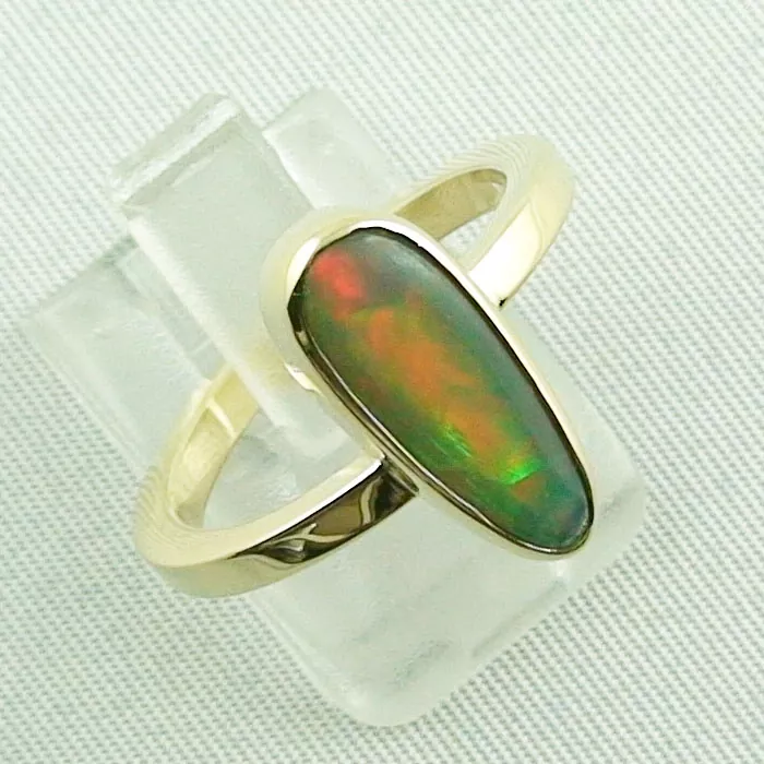 Massiver 14k Goldring mit Welo Opal 2,04 ct Opalring Multicolor