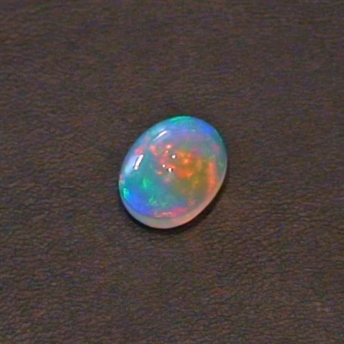 5,81 ct Welo Opal Edelstein Multicolor Afrika Cabochon