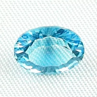 2,65 ct Blautopas Swiss Blue Custom Oval Cut Blauer Edelstein