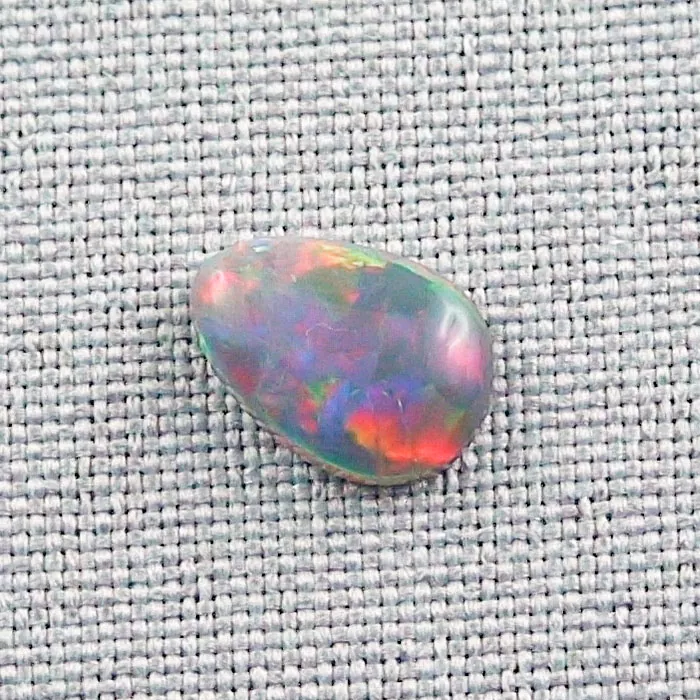 Lightning Ridge Black Crystal Opal 2,23 ct Multicolor Vollopal