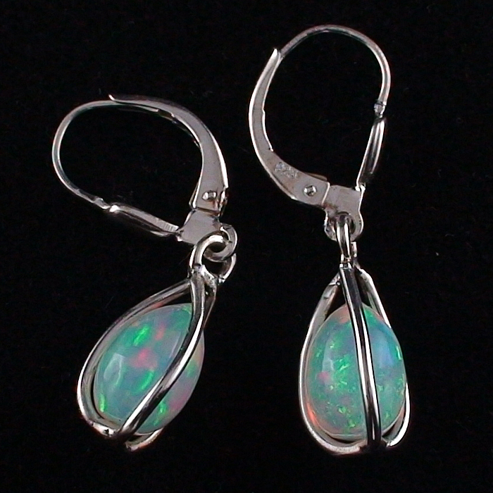 Opal Ohrhänger mit je 1,72 ct. und 1,82 ct Welo Opal aus 935er Silber
