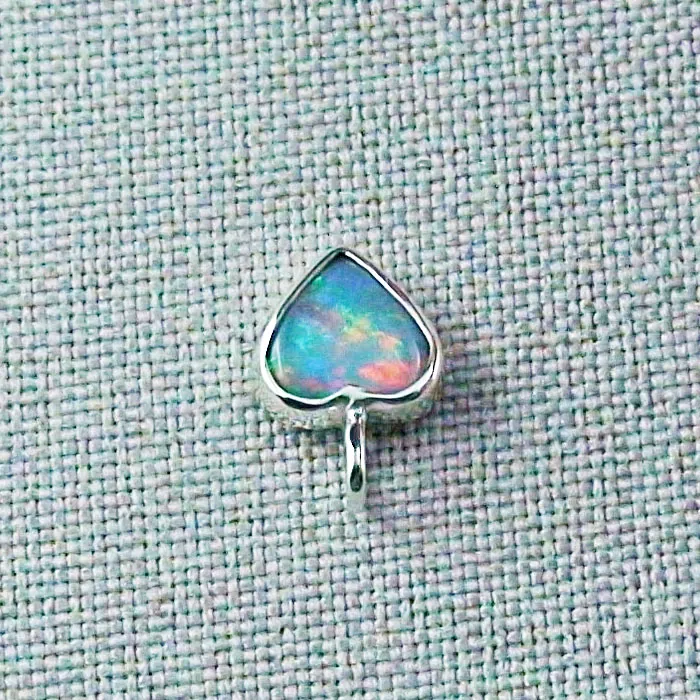 925er Silber 0,79 ct Opal-Anhänger Black Crystal Opal Herzanhänger