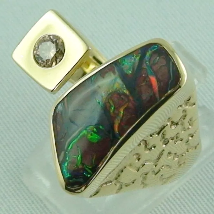 Goldring 585 mit 8,16 ct Koroit Boulder Opal und Diamant