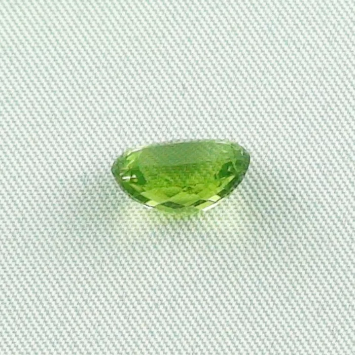 3,51 ct Peridot Chrysolith Oval Portuguese Ringstein Edelstein