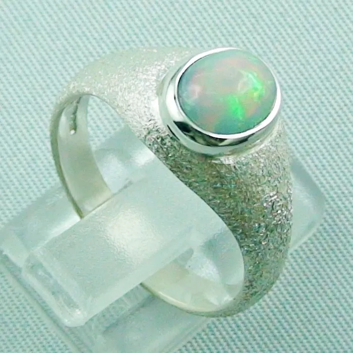 Opalring aus Silber mit 1,24 ct Welo Opal