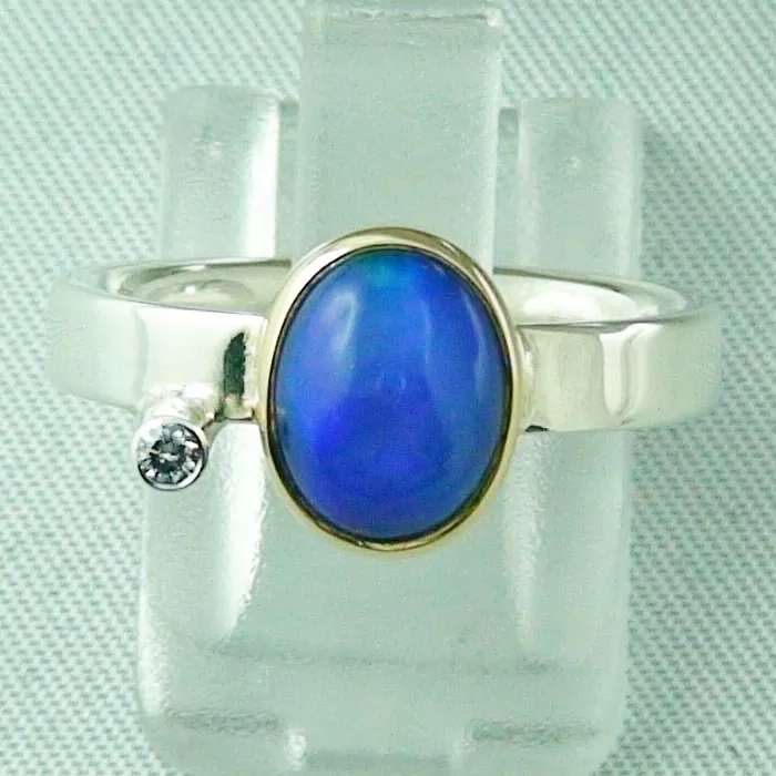 Opalring aus Silber mit blauen Welo Opal 1,66 ct und Diamant