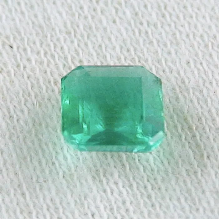 1,02 ct Grüner Smaragd Emerald Cut Edelstein als Schmuckstein
