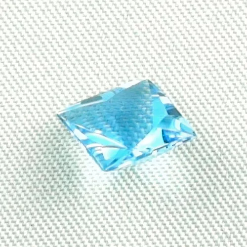 2,71 ct Blautopas Custom Square Cut Swiss Blue Edelstein