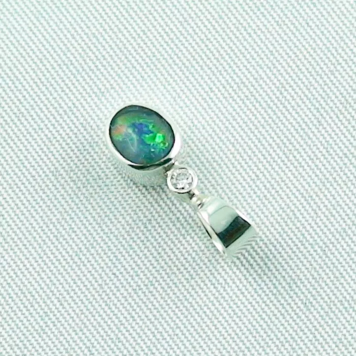 Opalanhänger aus Silber mit 0,43 ct Semi Black Opal + Diamant